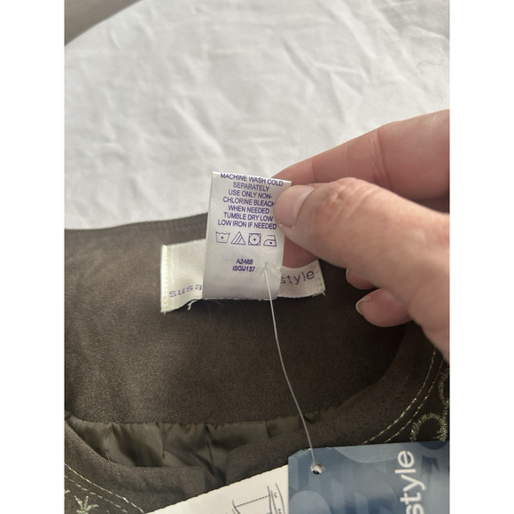 Susan Graver Embroidered Faux Suede Blazer Womens Size Medium Green Classic NWT - Picture 5 of 8